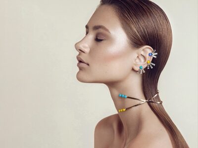 jewellery-girl-auth-img