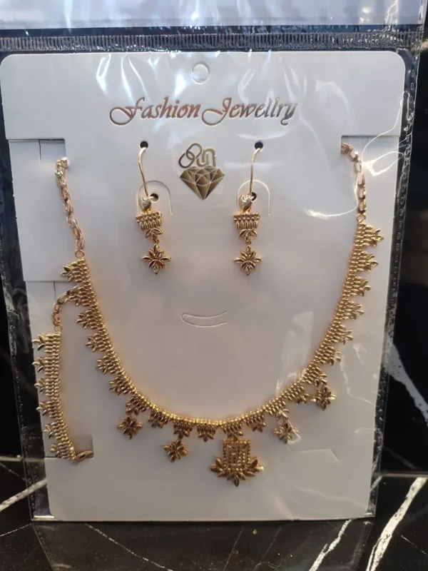 ست طرح ستاره اویز